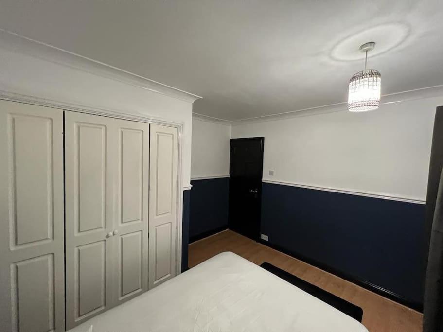 Vila Cheerful 3 Bed House With Free Parking. Nottingham Exteriér fotografie